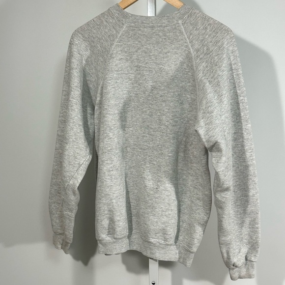 Vintage 1980s Hanes “KOA Detroit-Green” Graphic Sweatshirt — Made in USA - Picture 2 of 5